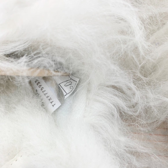 SALE!! UGG FLUFF MOMMA MONGOLIAN SLIPPERS WHITE 5 NIB - Picture 5 of 8